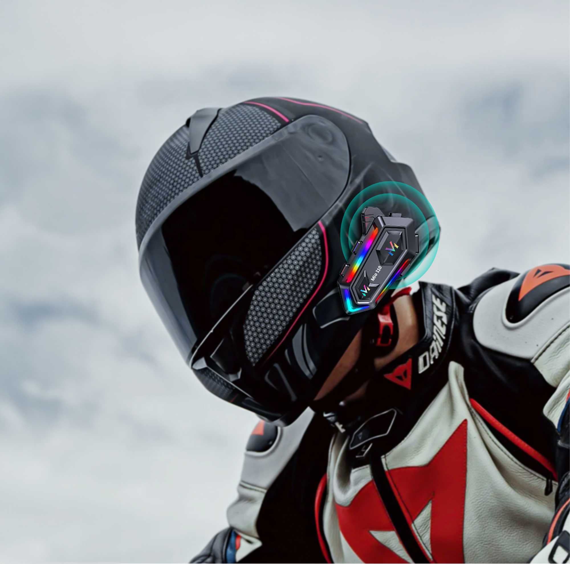 Mioji Mio 110 RGB İnterkom Kulaklık: Motosiklet Sürüşleriniz İçin Kusursuz İletişim ve Şıklık
