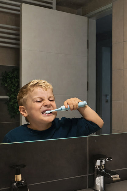 Mioji Oral B2 Kids Care Diş Fırçası Mavi